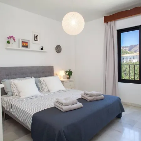 Апартаменты Delightful With Picturesque Views *