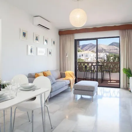 Delightful With Picturesque Views